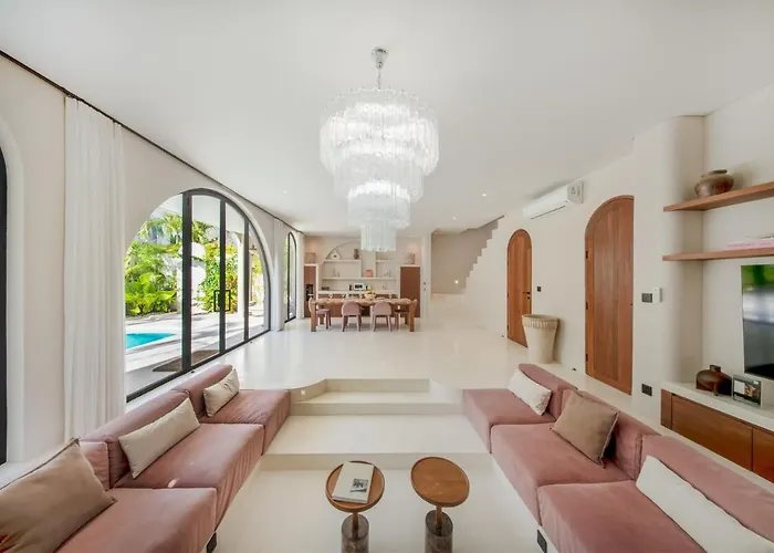 Parisian New 2br Luxury 8mins Walk To Villa Uluwatu (Bali)