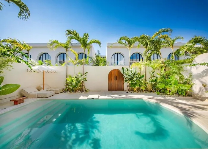 Parisian New 2br Luxury 8mins Walk To Villa *