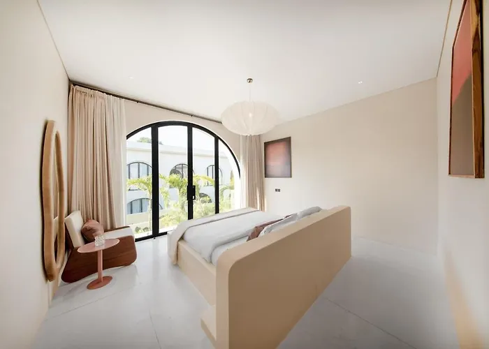 Parisian New 2br Luxury 8mins Walk To Uluwatu (Bali)